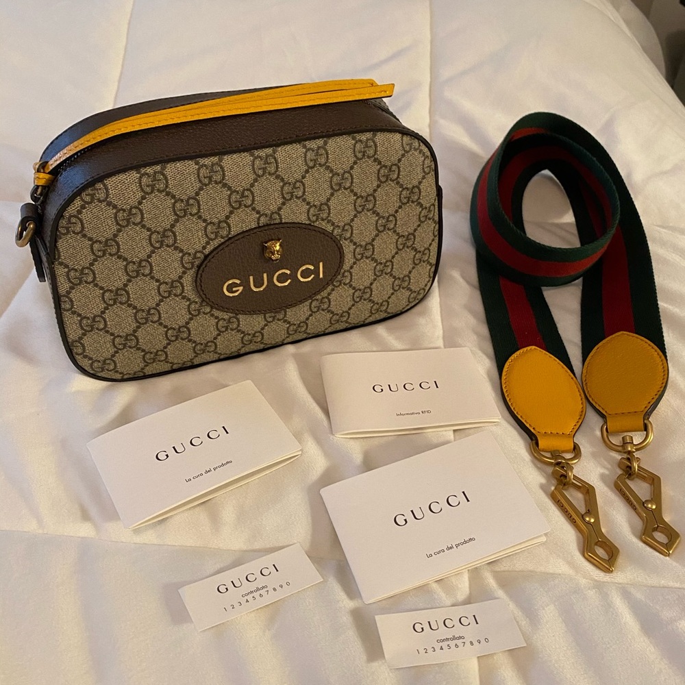 Gucci crossbody/messenger bag